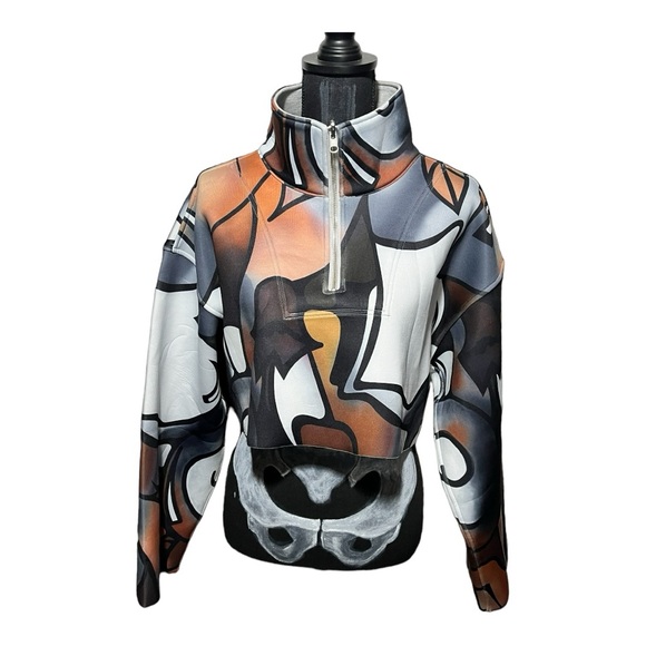 AKIRA main squeeze reversible printed scuba sweatshirt - Picture 3 of 6